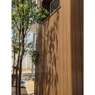 Goede prijs. Hout Plastic WPC Decorative Wall Panel Interieur Composite Materiaal online